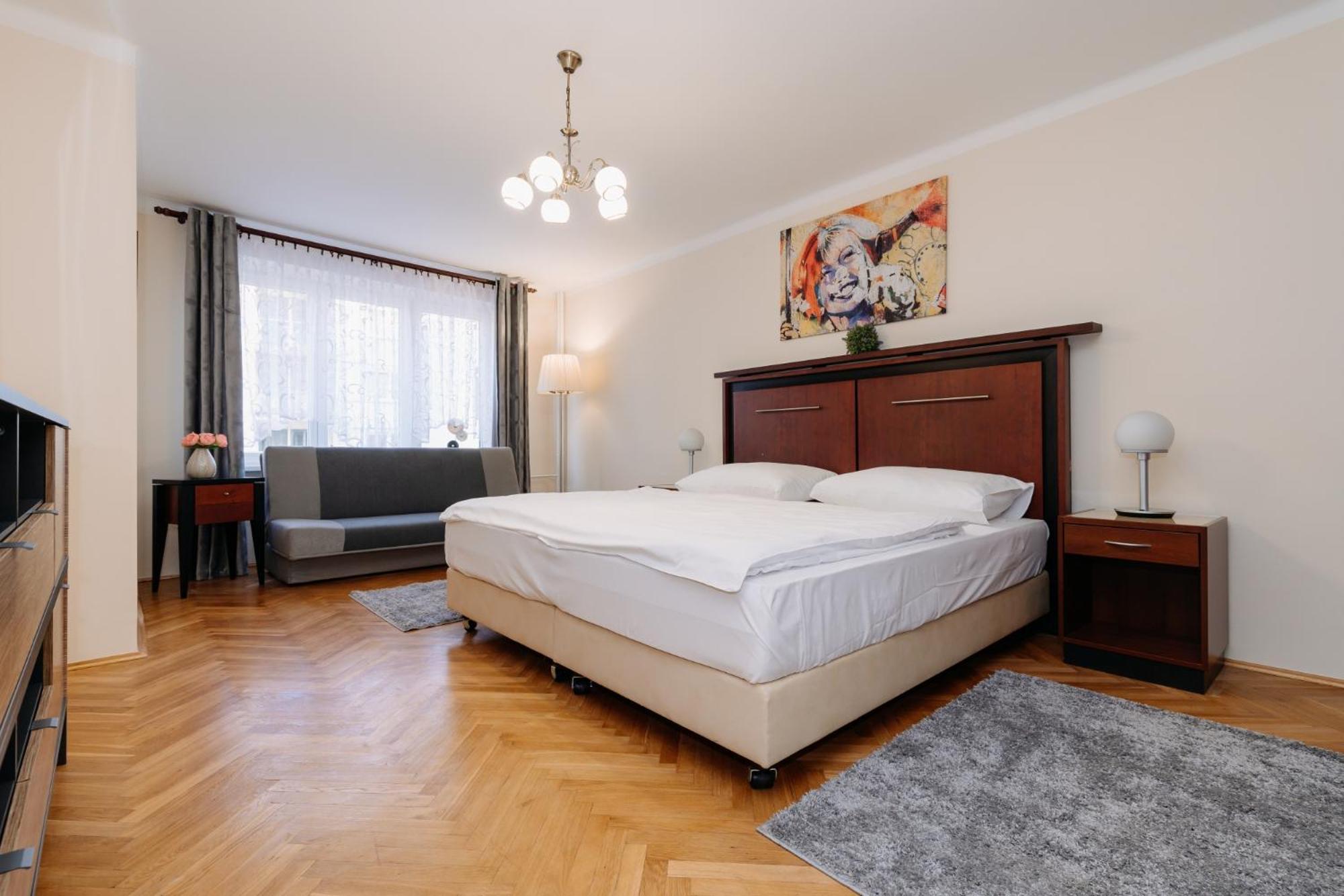 קרלובי וארי Apartments Tgm 11 מראה חיצוני תמונה